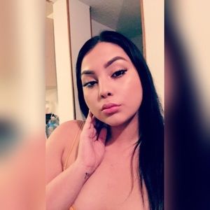 Meet your Posher, Beatriz